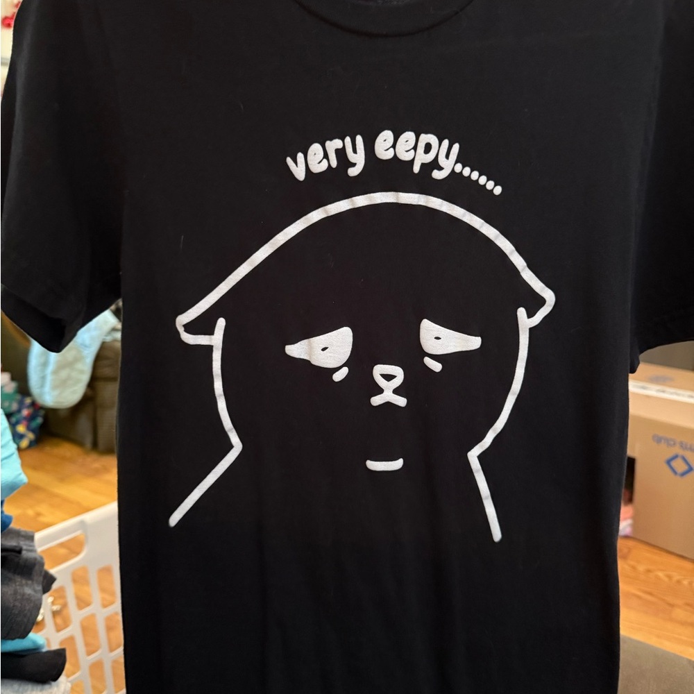 Hot Topic Very Eepy Tee Size XS